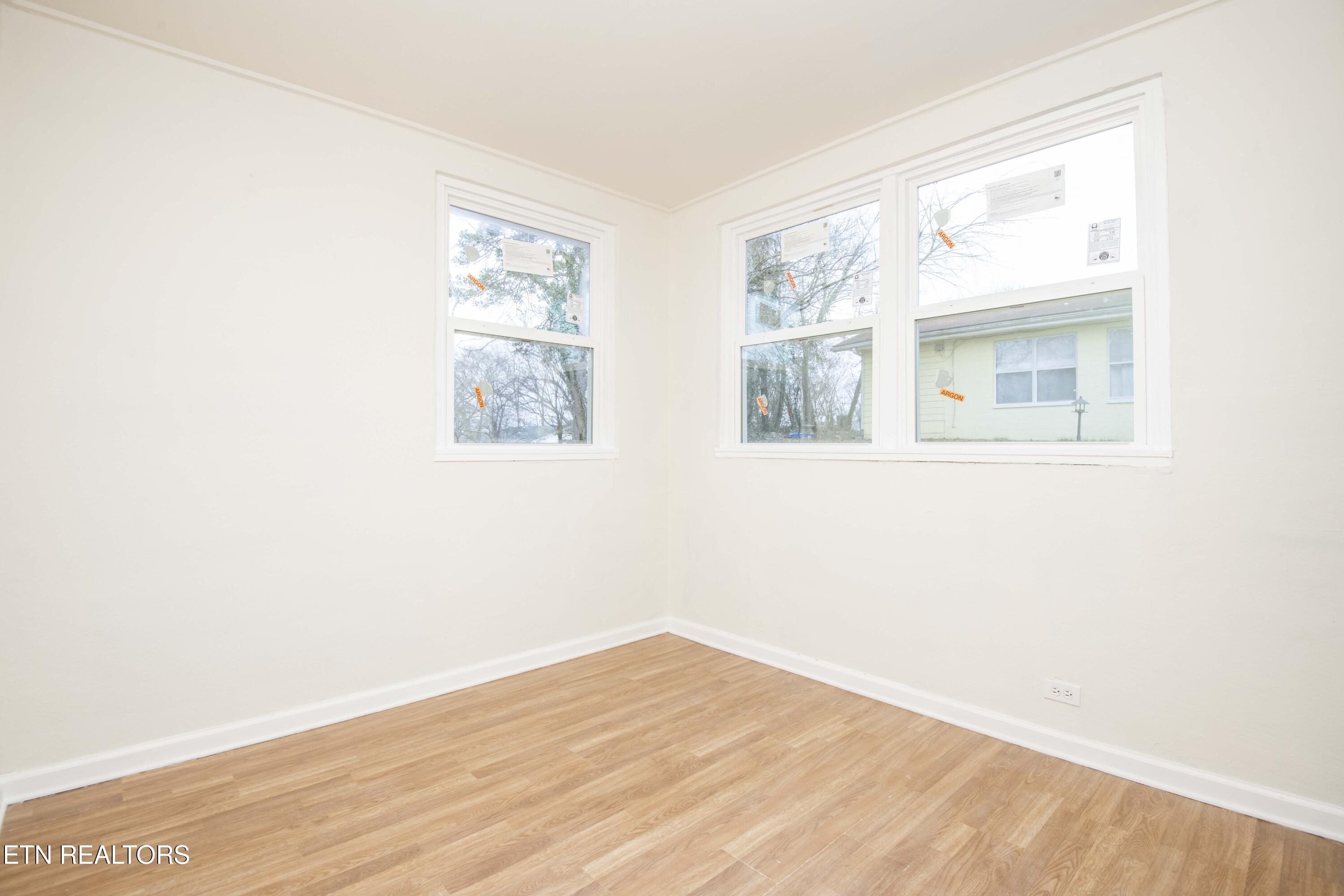 110 Paine Lane Oak Ridge, TN 37830 - Photo 24 of 37 third bed 3_1