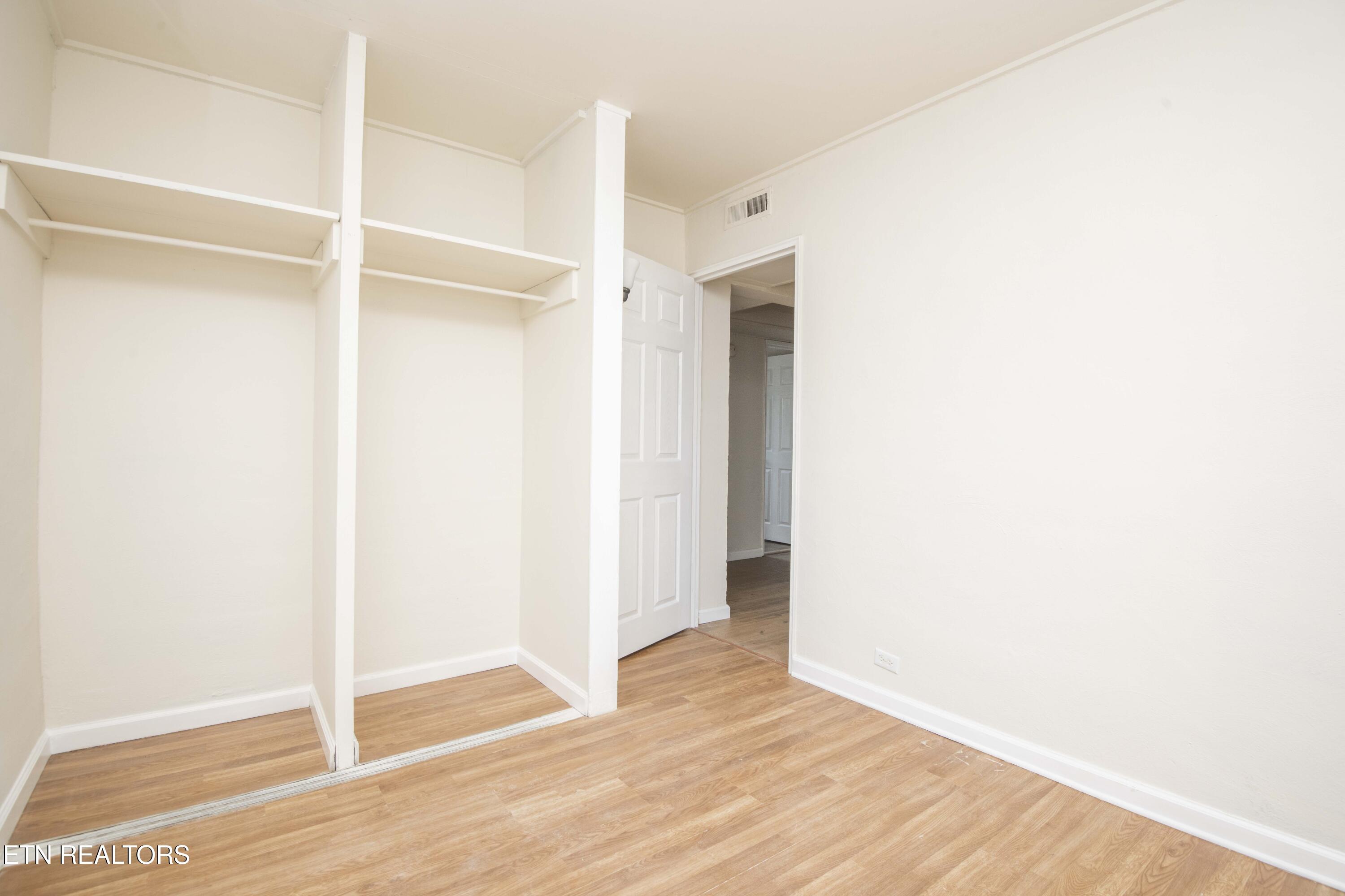 110 Paine Lane Oak Ridge, TN 37830 - Photo 25 of 37 third bed 1_1