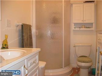 651A Mount Road Aston, PA 19014 - Photo 6 of 12 Bathroom