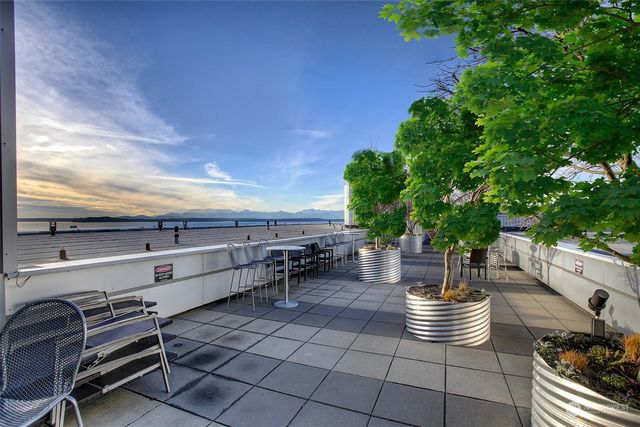 $485,000 | 2911 2nd Avenue, Unit 1115, Seattle, WA 98121