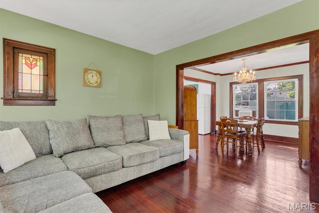 4518 Ringer Road St. Louis, MO 63129 - Photo 7 of 47 Gallery Image 7