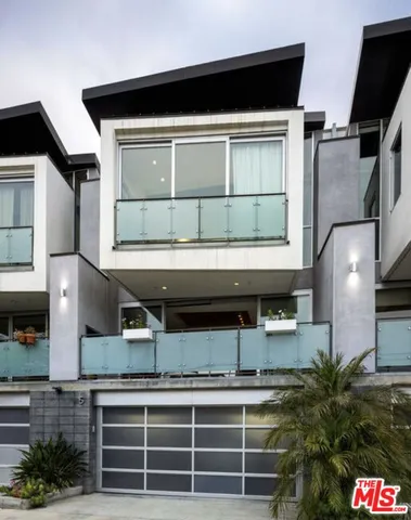 $7,800 | 351 Sunset Avenue, Unit 5, Venice, CA 90291