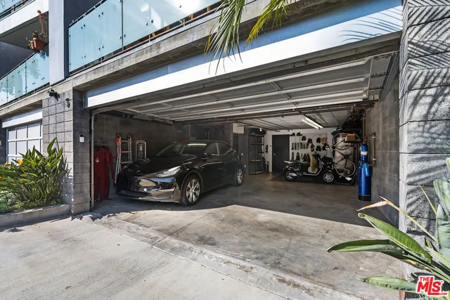 $7,800 | 351 Sunset Avenue, Unit 5, Venice, CA 90291