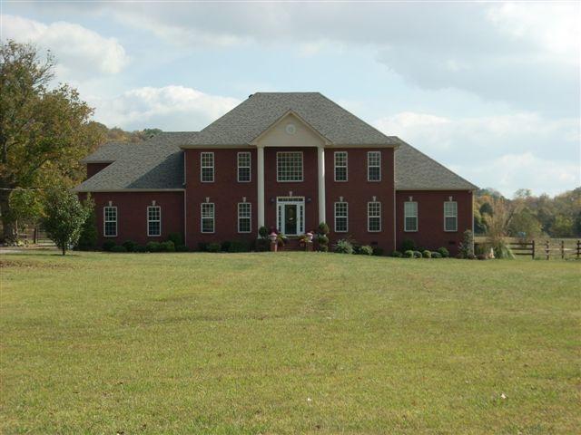 256 Greenvale Road Milton, TN 37118 - Photo 1 of 20 Large home with great curb appeal!