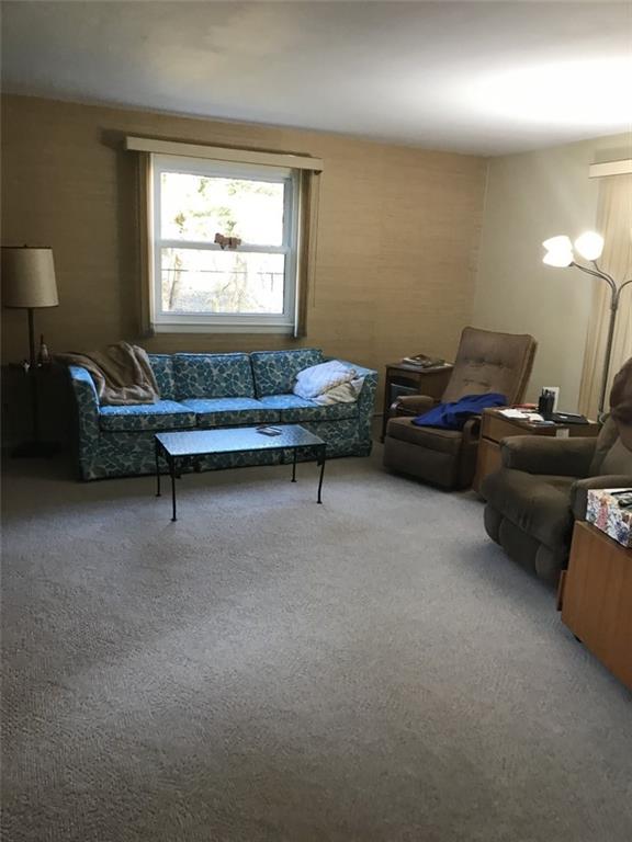 810 Ridgeway Avenue Columbus, IN 47203 - Photo 8 of 12