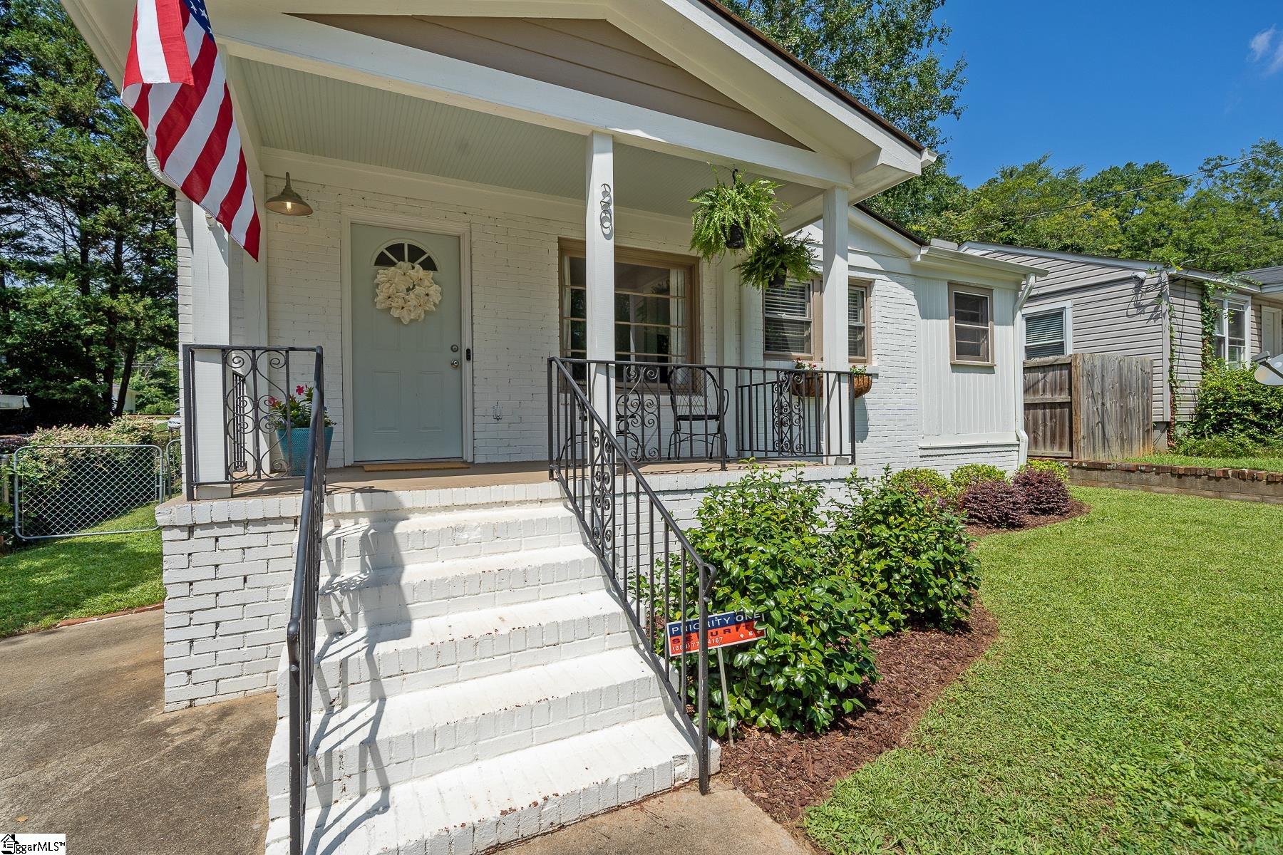 20 Palm Street Greenville, SC 29607 - Photo 3 of 25