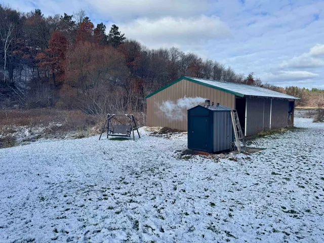 $275,000 | 22155 County Highway North, Kendall, WI 54638