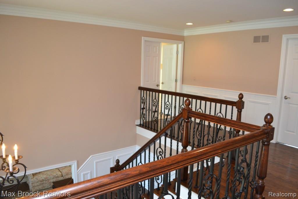3077 Mapleridge Court Rochester Hills, MI 48309 - Photo 35 of 49