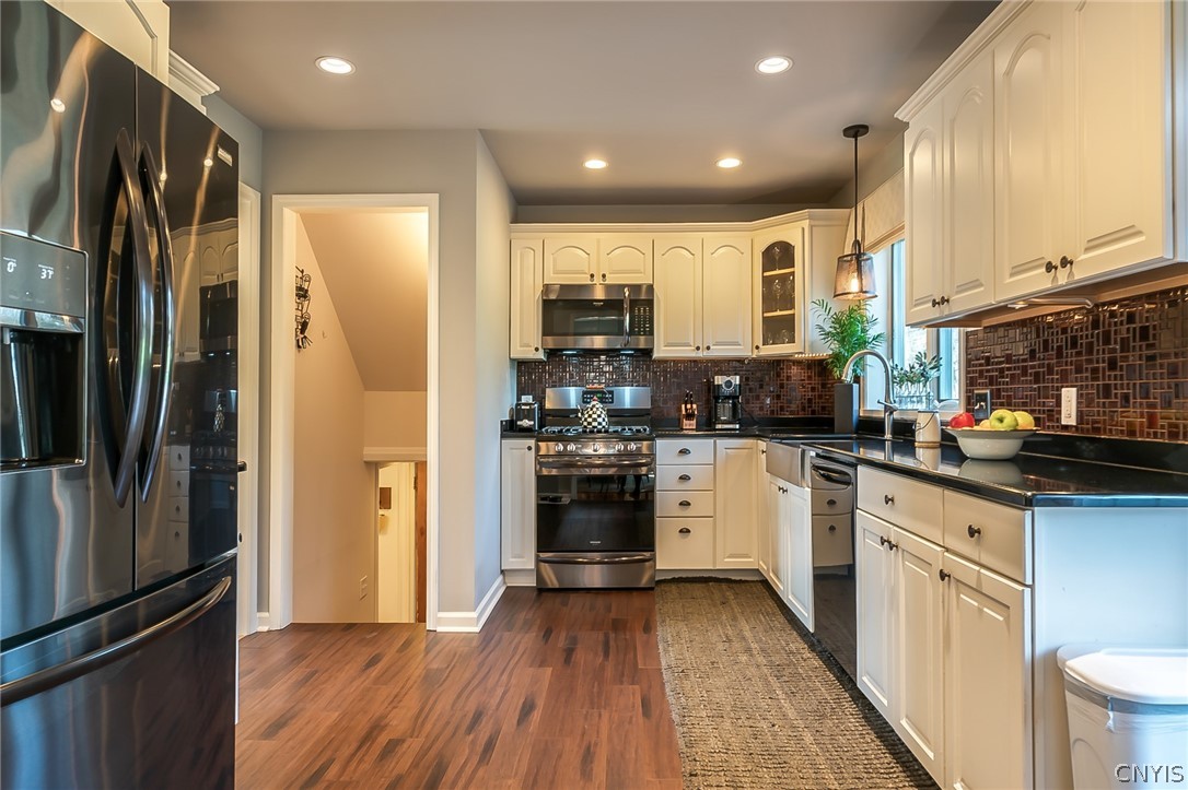 223 Dawley Road Manlius, NY 13066 - Photo 14 of 48