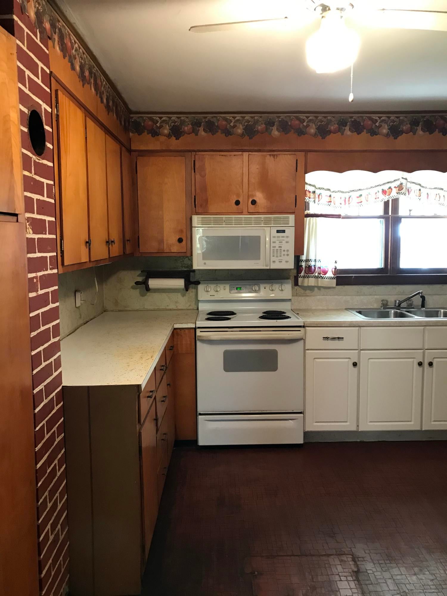 2237 Vago Road Frankford, WV 24938 - Photo 8 of 32 Gallery Image 8