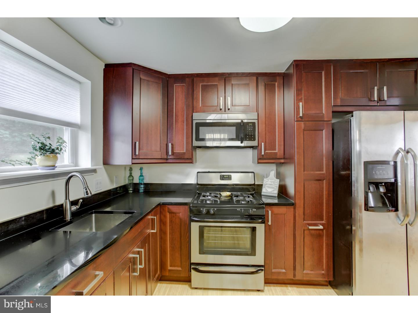 1356 Valley Road Woodlyn, PA 19094 - Photo 5 of 19 Kitchen