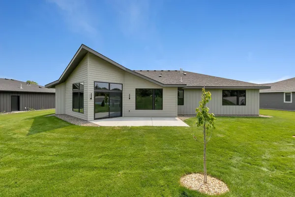 $629,900 | 2127 Tamarack Drive, St. Cloud, MN 56301