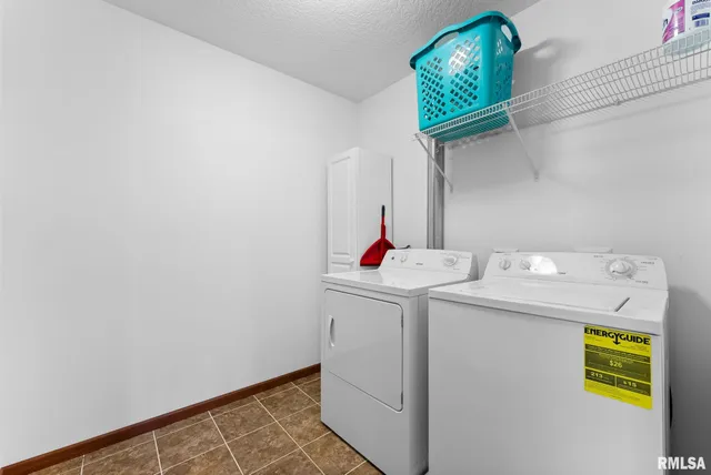 $199,900 | 3705 West 46th Street, Davenport, IA 52806