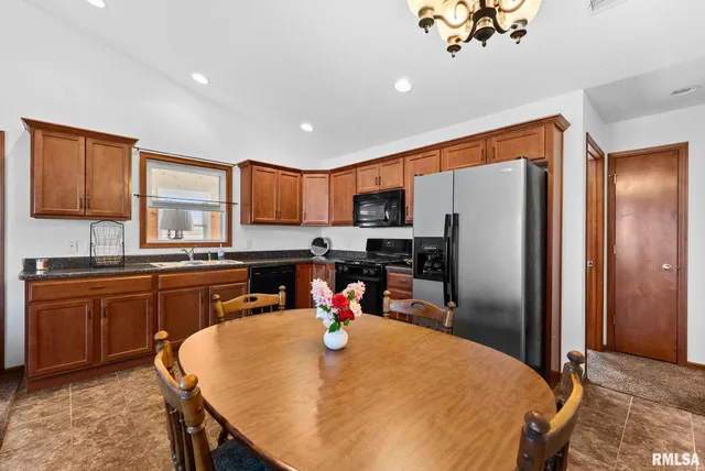 $199,900 | 3705 West 46th Street, Davenport, IA 52806