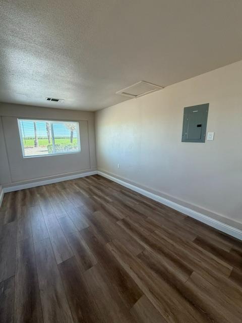 29509 Gun Club Road Gustine, CA 95322 - Photo 29 of 49 Laundry Room / Mud Room