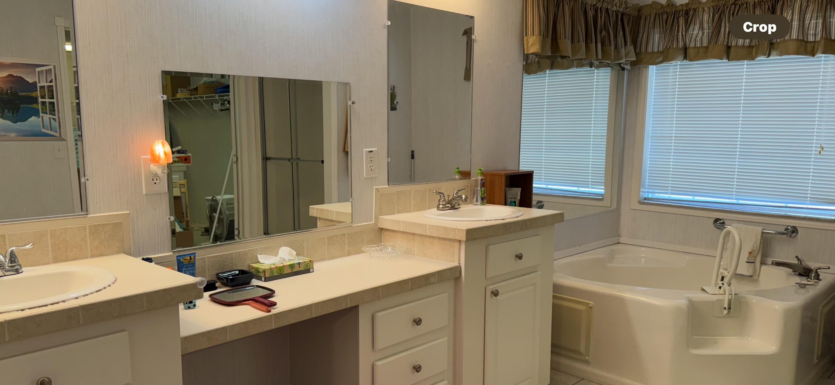2917 Mock Road Augusta, GA 30909 - Photo 12 of 15 OWNERS BATH