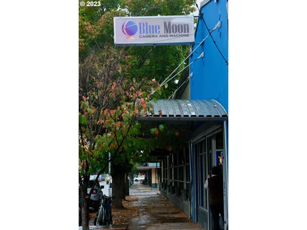 $299,999 | 6720 North Pittsburg Avenue, Portland, OR 97203