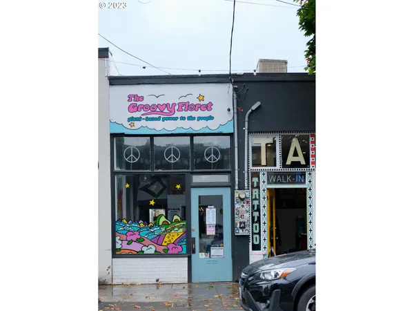 $299,999 | 6720 North Pittsburg Avenue, Portland, OR 97203