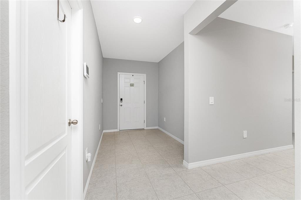 475 Posadas Circle Punta Gorda, FL 33983 - Photo 4 of 54 a view of an empty room