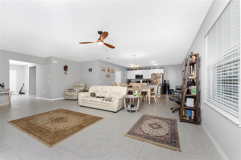 475 Posadas Circle Punta Gorda, FL 33983 - Photo 8 of 54 a living room with furniture and a rug