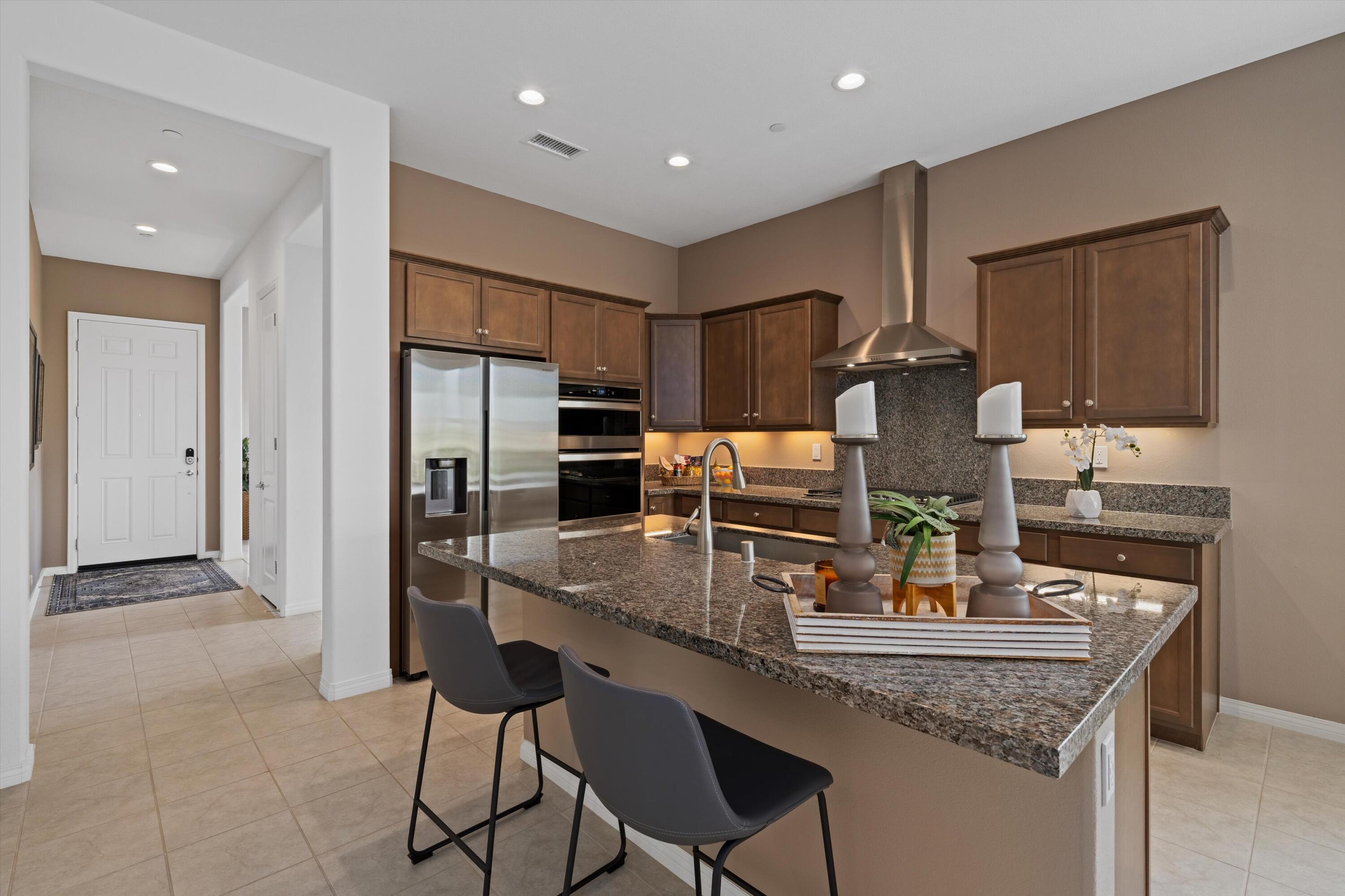 36 Semillon Rancho Mirage, CA 92270 - Photo 6 of 55 16-52851998