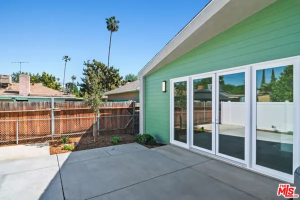 $3,800 | 15912 Vose Street, Van Nuys, CA 91406