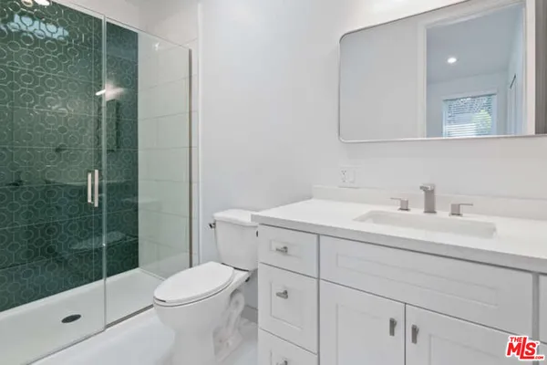 $3,800 | 15912 Vose Street, Van Nuys, CA 91406