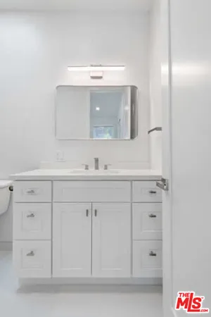 $3,800 | 15912 Vose Street, Van Nuys, CA 91406