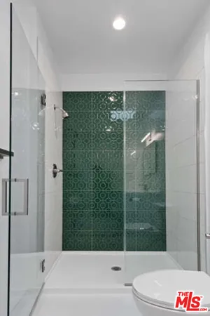 $3,800 | 15912 Vose Street, Van Nuys, CA 91406