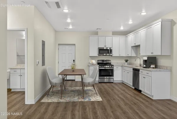 $469,900 | 207 South Beaver Street, Unit 204, Flagstaff, AZ 86001