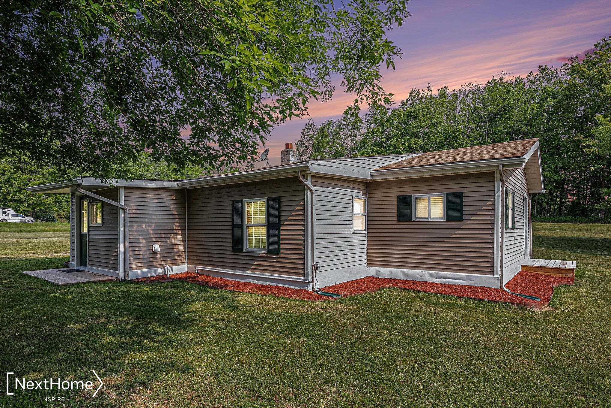 75 Carpenter Road Fostoria, MI 48435 - Photo 3 of 18 50177138-36ee7500-a519-4588-9777-b4420acc5928.JPG