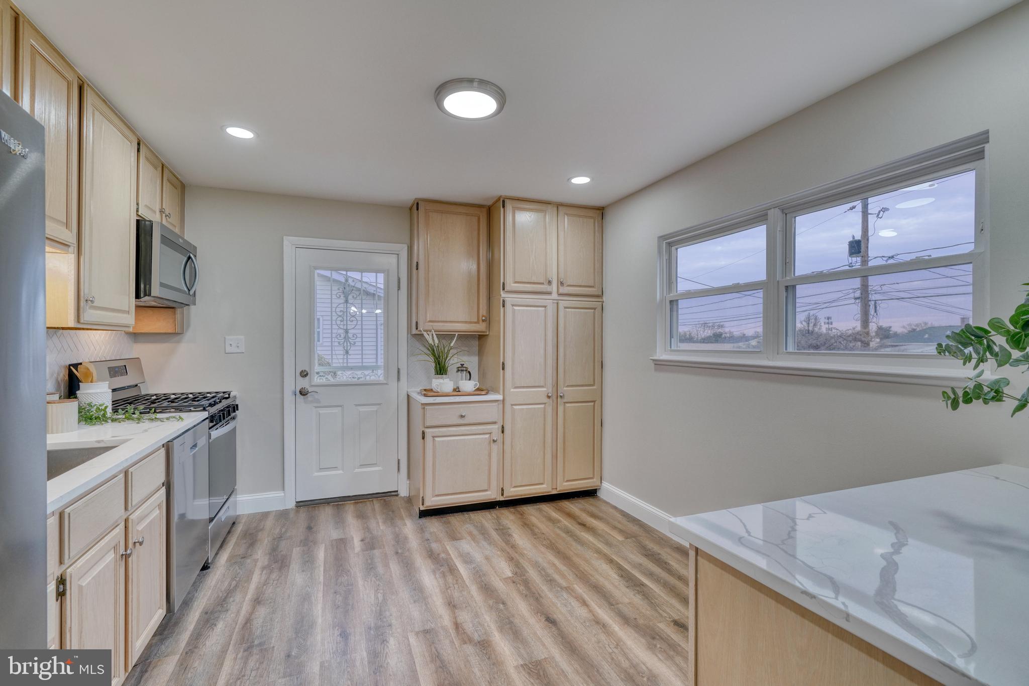 1303 Denbright Road Catonsville, MD 21228 - Photo 17 of 52