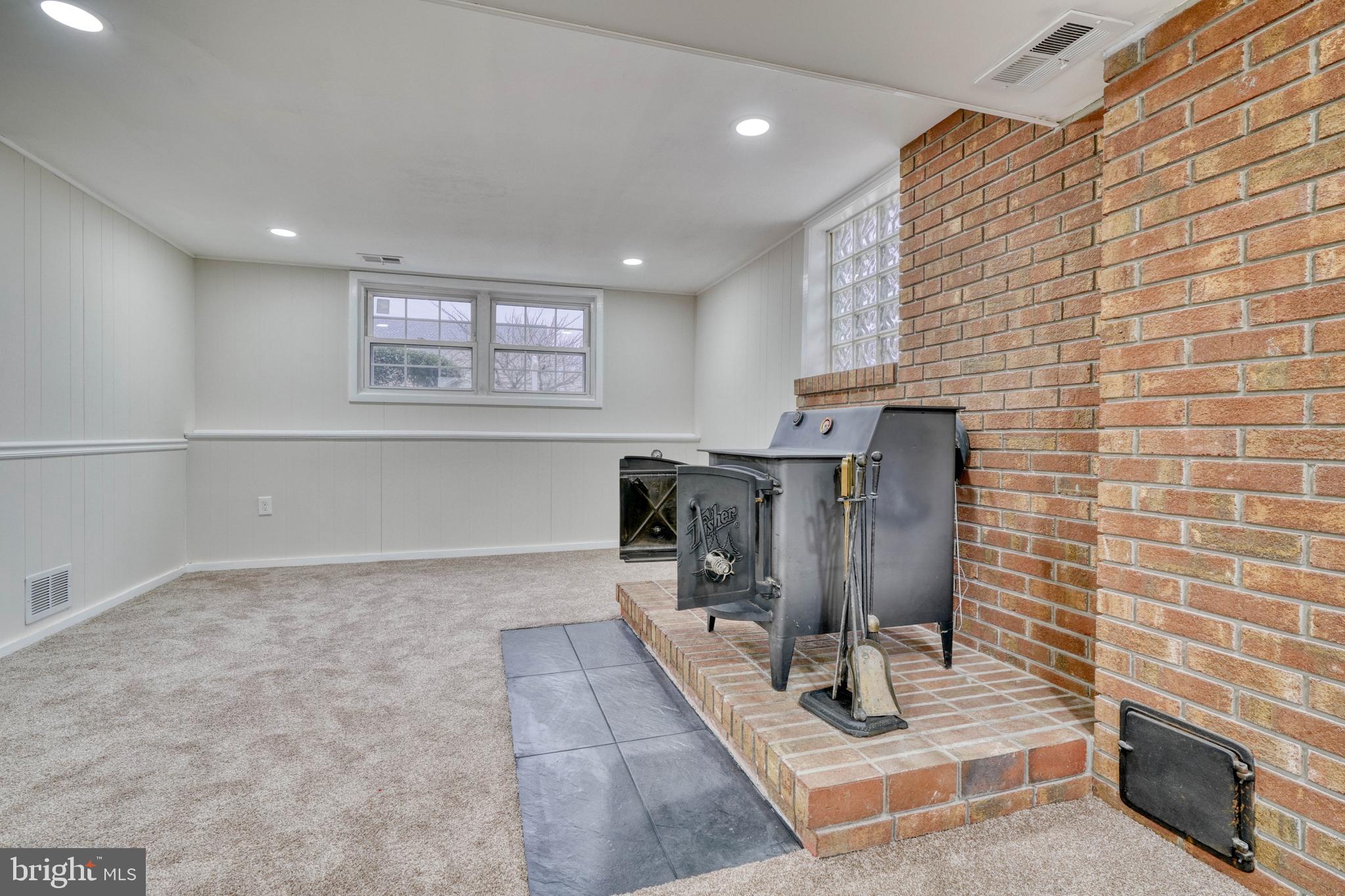 1303 Denbright Road Catonsville, MD 21228 - Photo 34 of 52