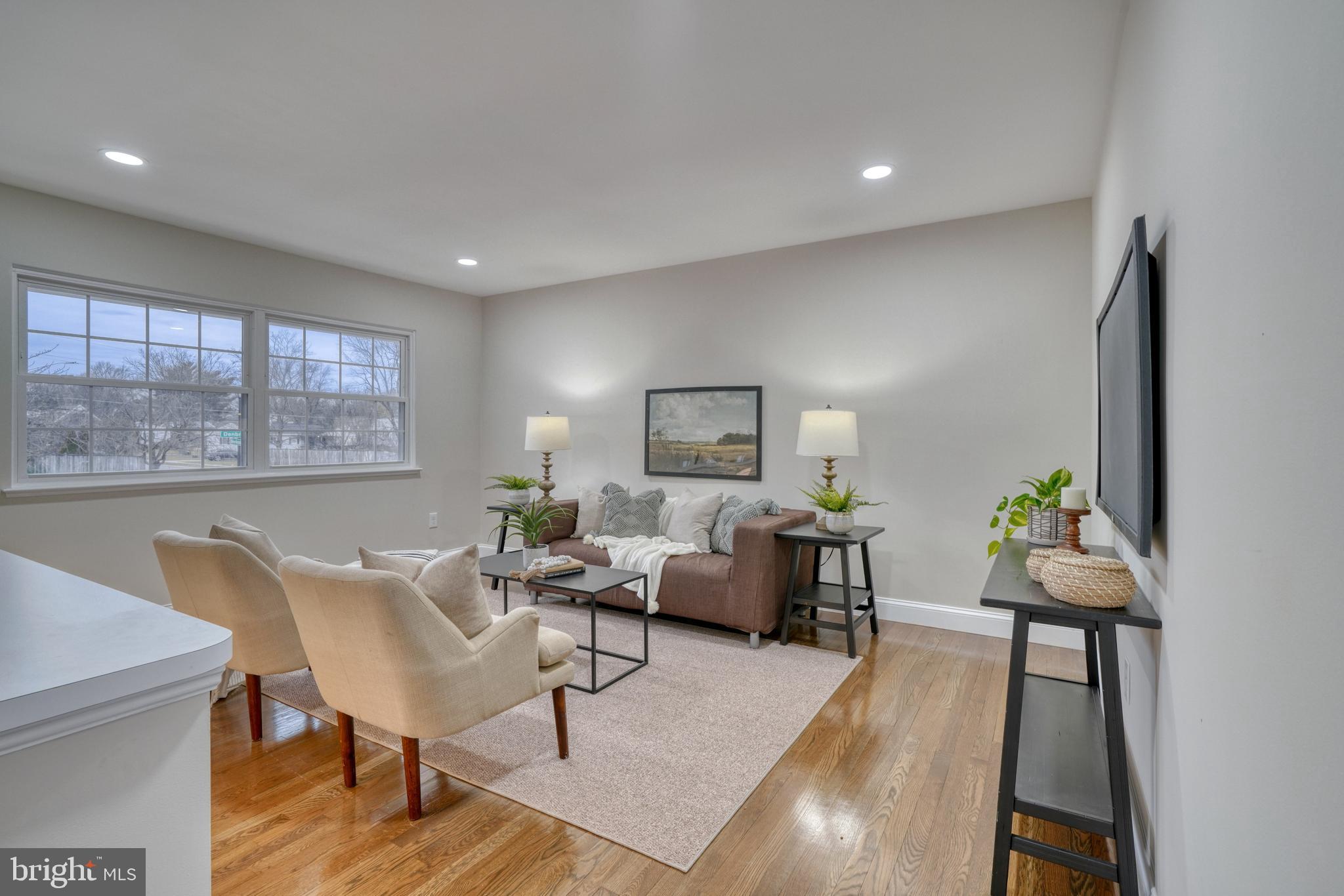1303 Denbright Road Catonsville, MD 21228 - Photo 7 of 52