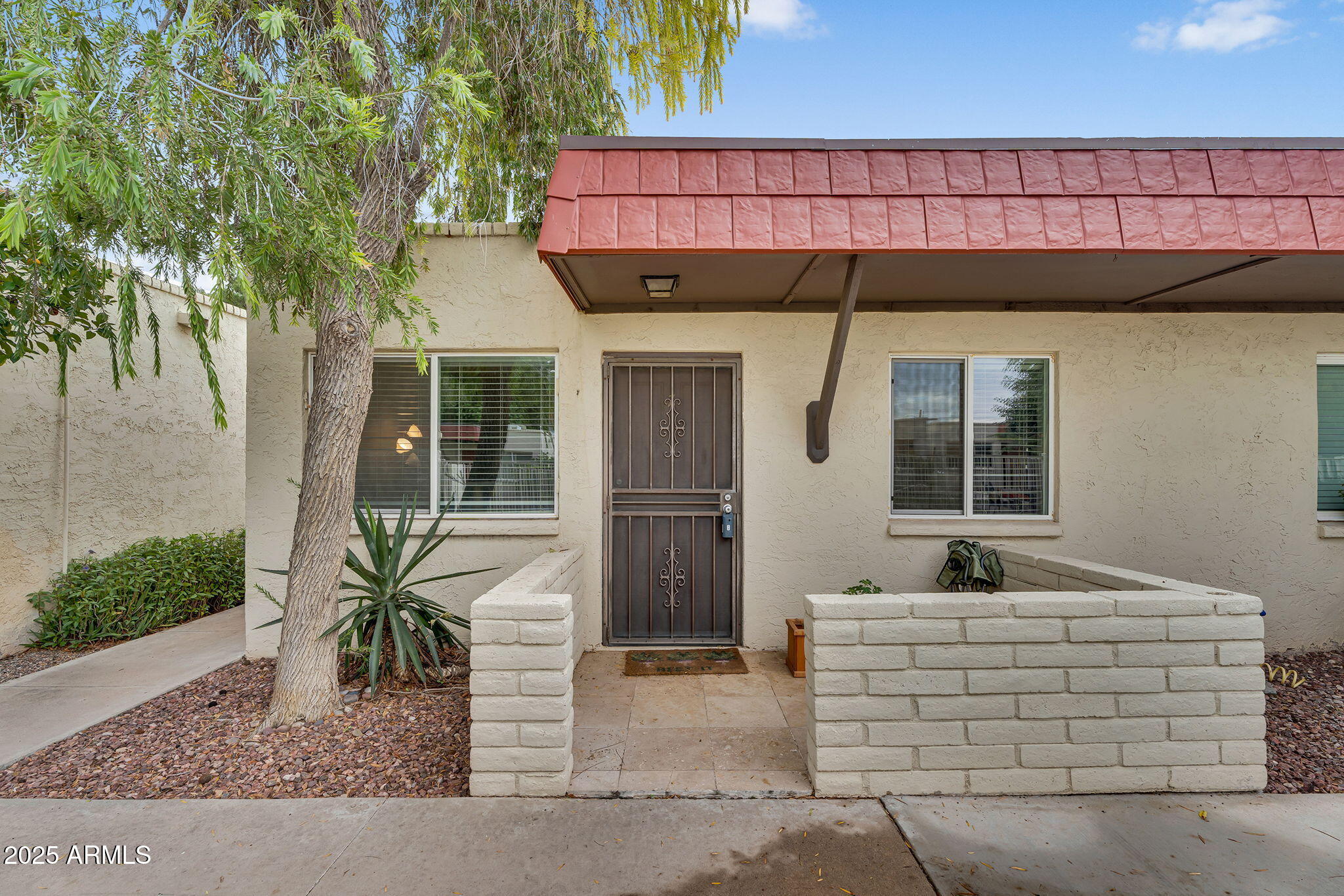 3626 North 37th Street, Unit 7 Phoenix, AZ 85018 - Photo 1 of 25 1-web-or-mls-37th St-15