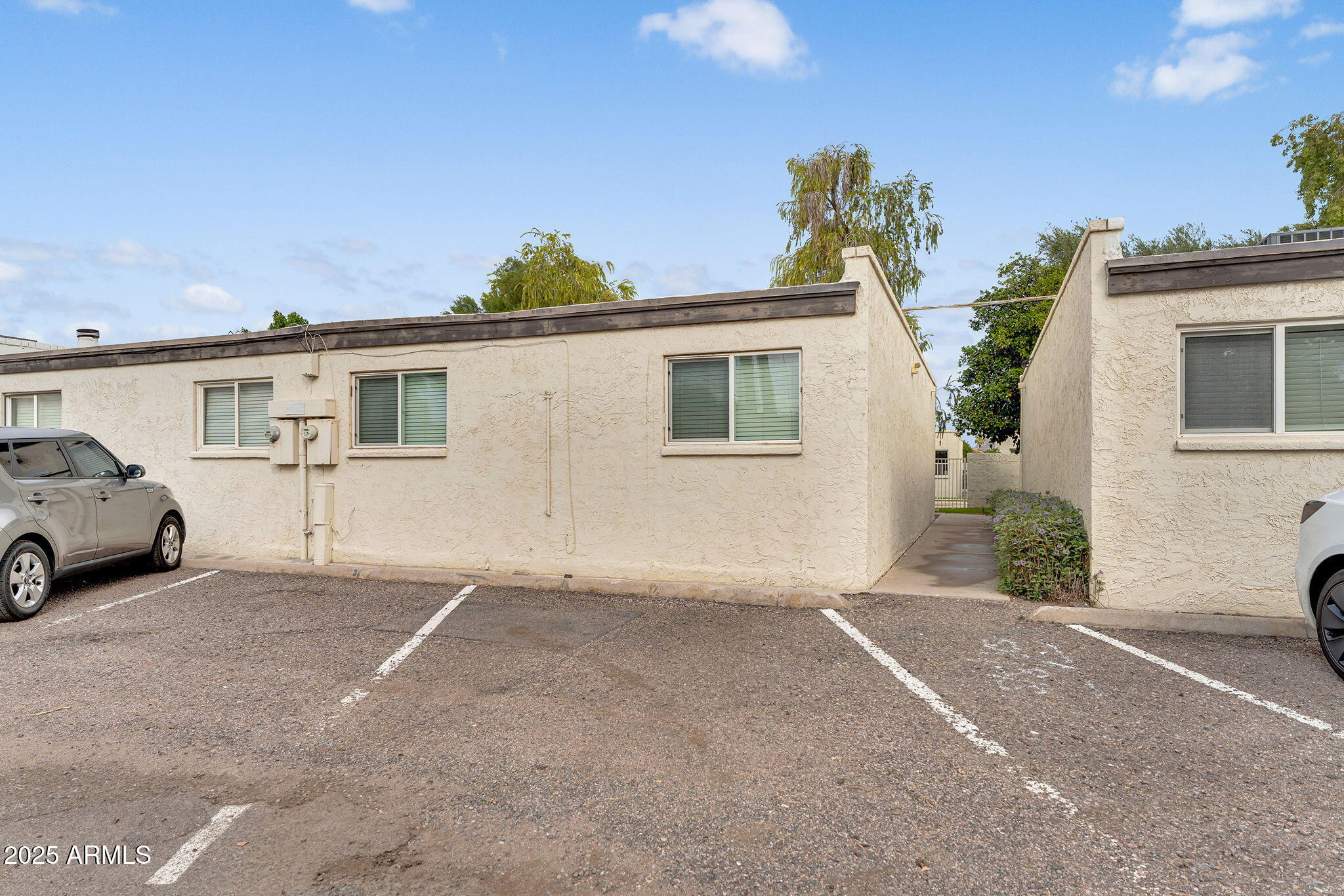 3626 North 37th Street, Unit 7 Phoenix, AZ 85018 - Photo 17 of 25 16-web-or-mls-37th St-1