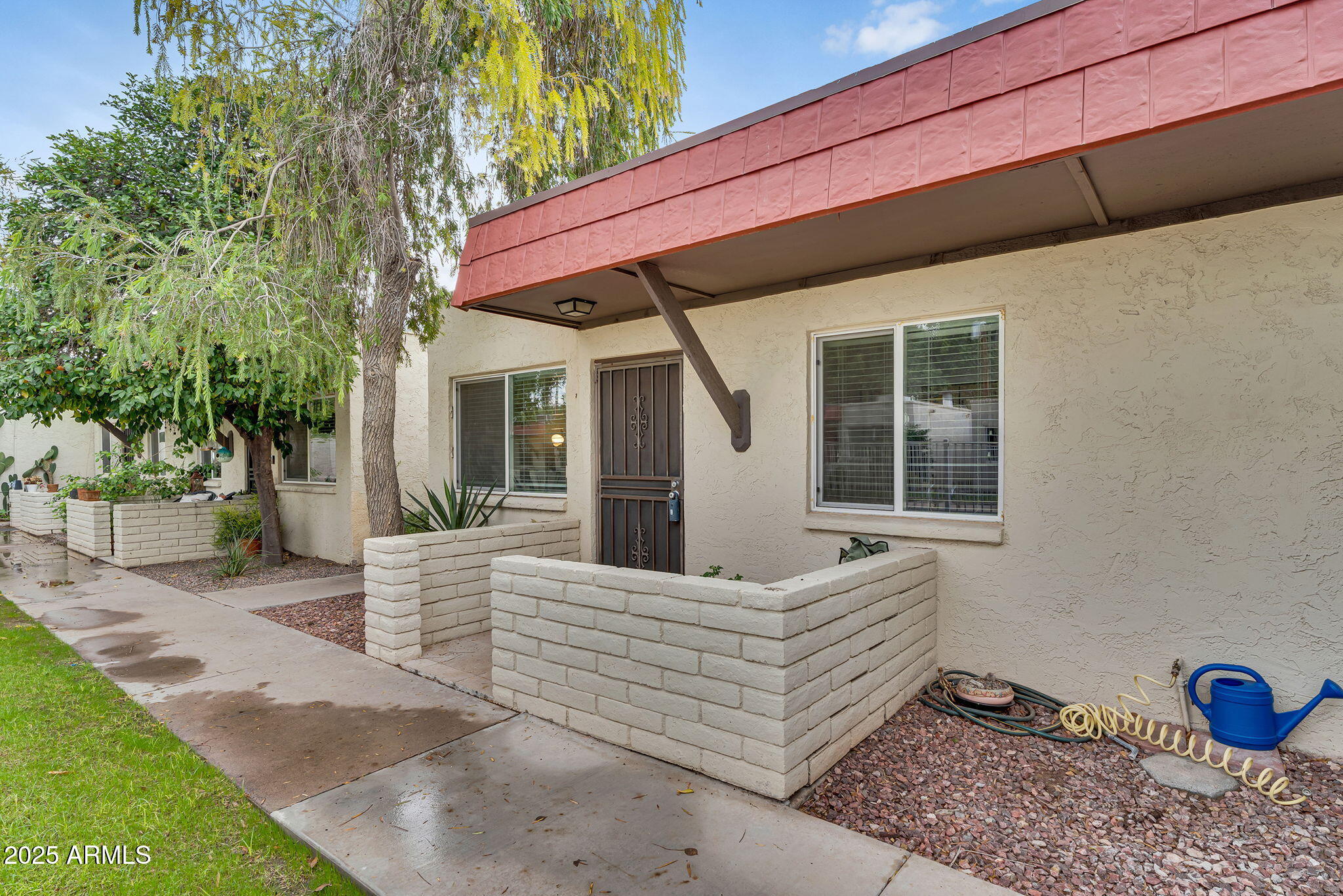 3626 North 37th Street, Unit 7 Phoenix, AZ 85018 - Photo 5 of 25 2-web-or-mls-37th St-14