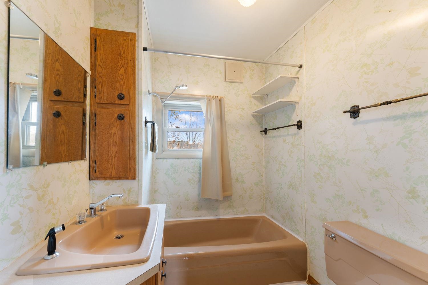 102 South Albert Avenue Reedsburg, WI 53959 - Photo 19 of 38