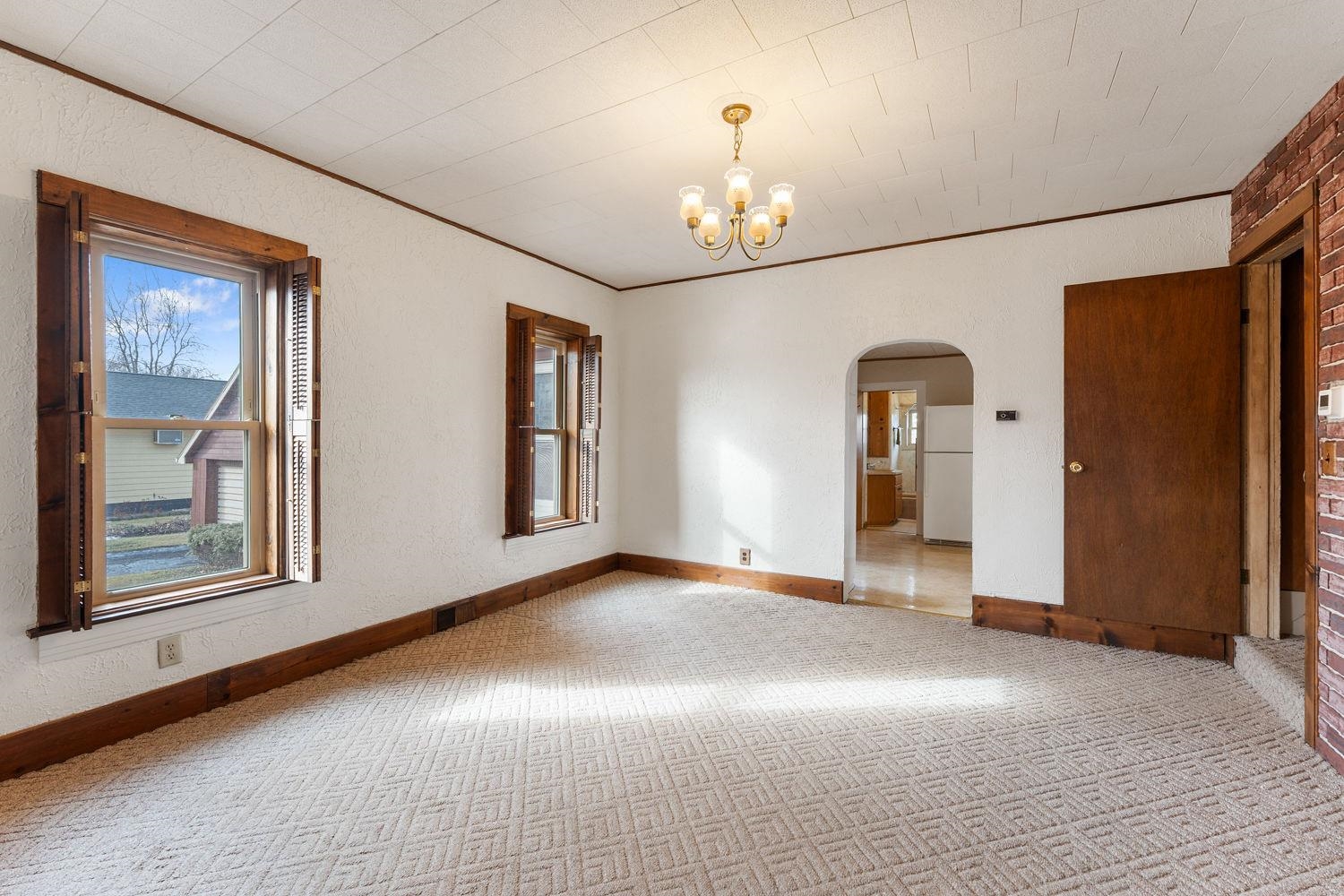 102 South Albert Avenue Reedsburg, WI 53959 - Photo 8 of 38