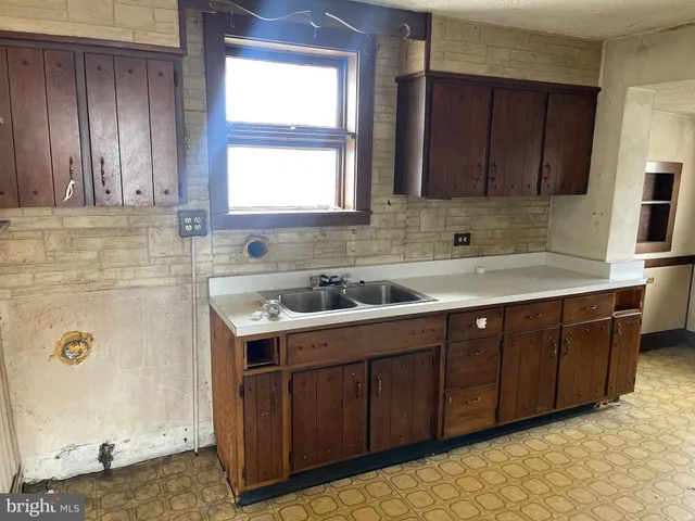 $49,900 | 811 Meadow Street, Altoona, PA 16602