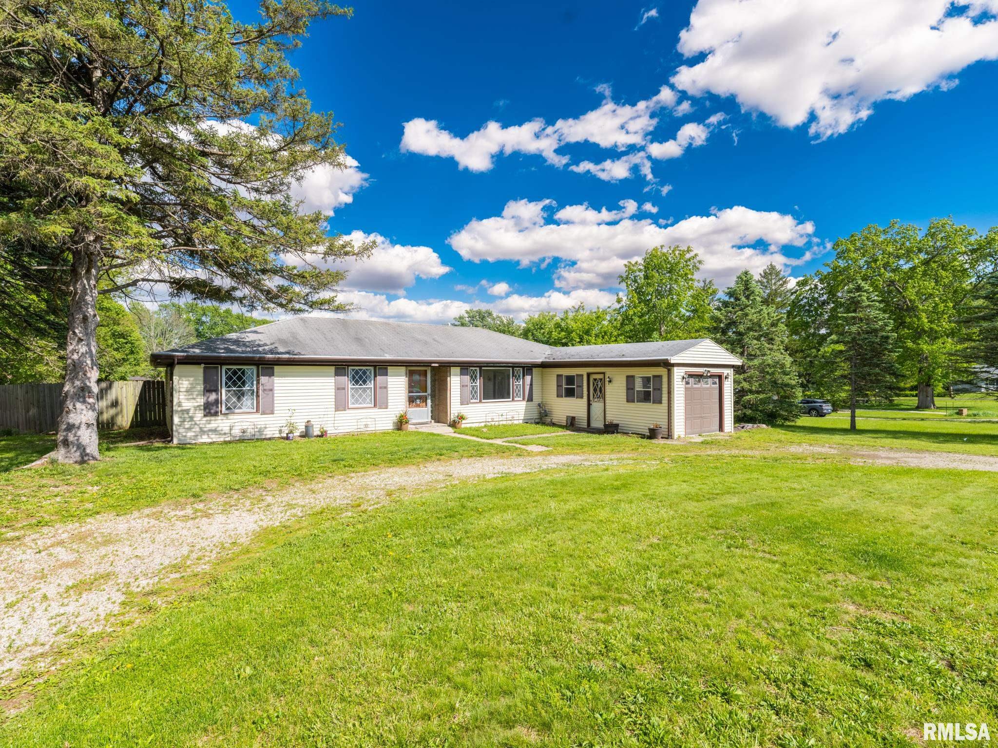 611 Woodland Trail Washington, IL 61571 - Photo 2 of 34