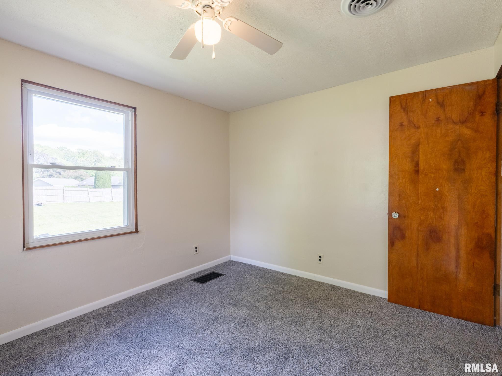611 Woodland Trail Washington, IL 61571 - Photo 27 of 34