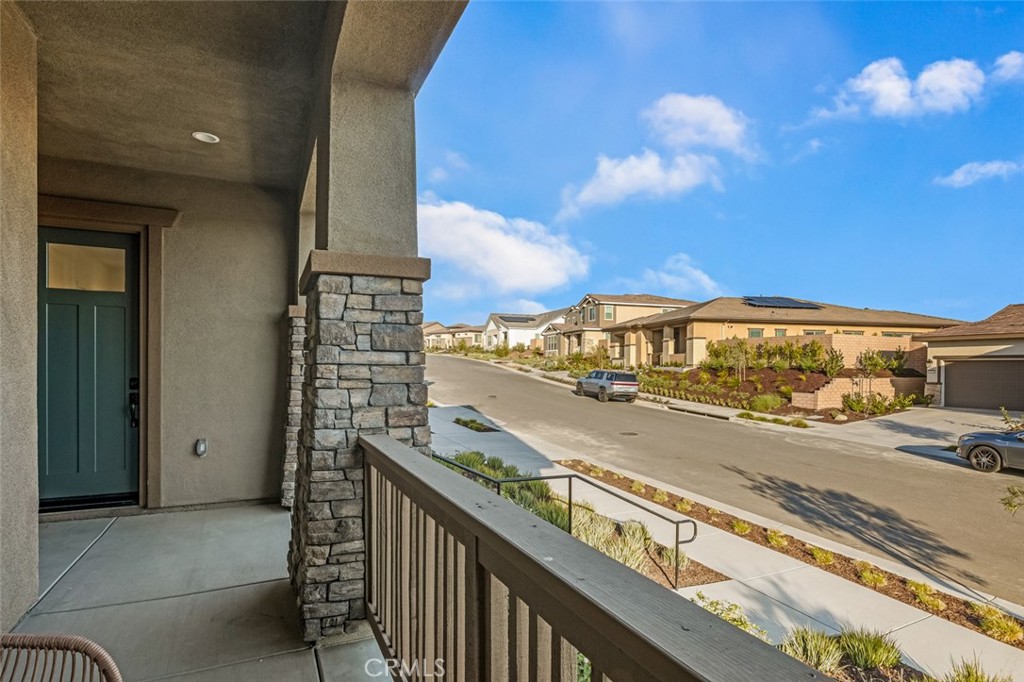 39504 Caladium Drive Temecula, CA 92591 - Photo 38 of 38 a view of an ocean and city