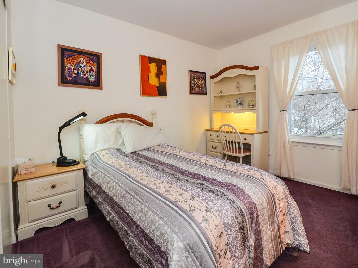 107 Twining Road Lansdale, PA 19446 - Photo 17 of 25 Bedroom 3