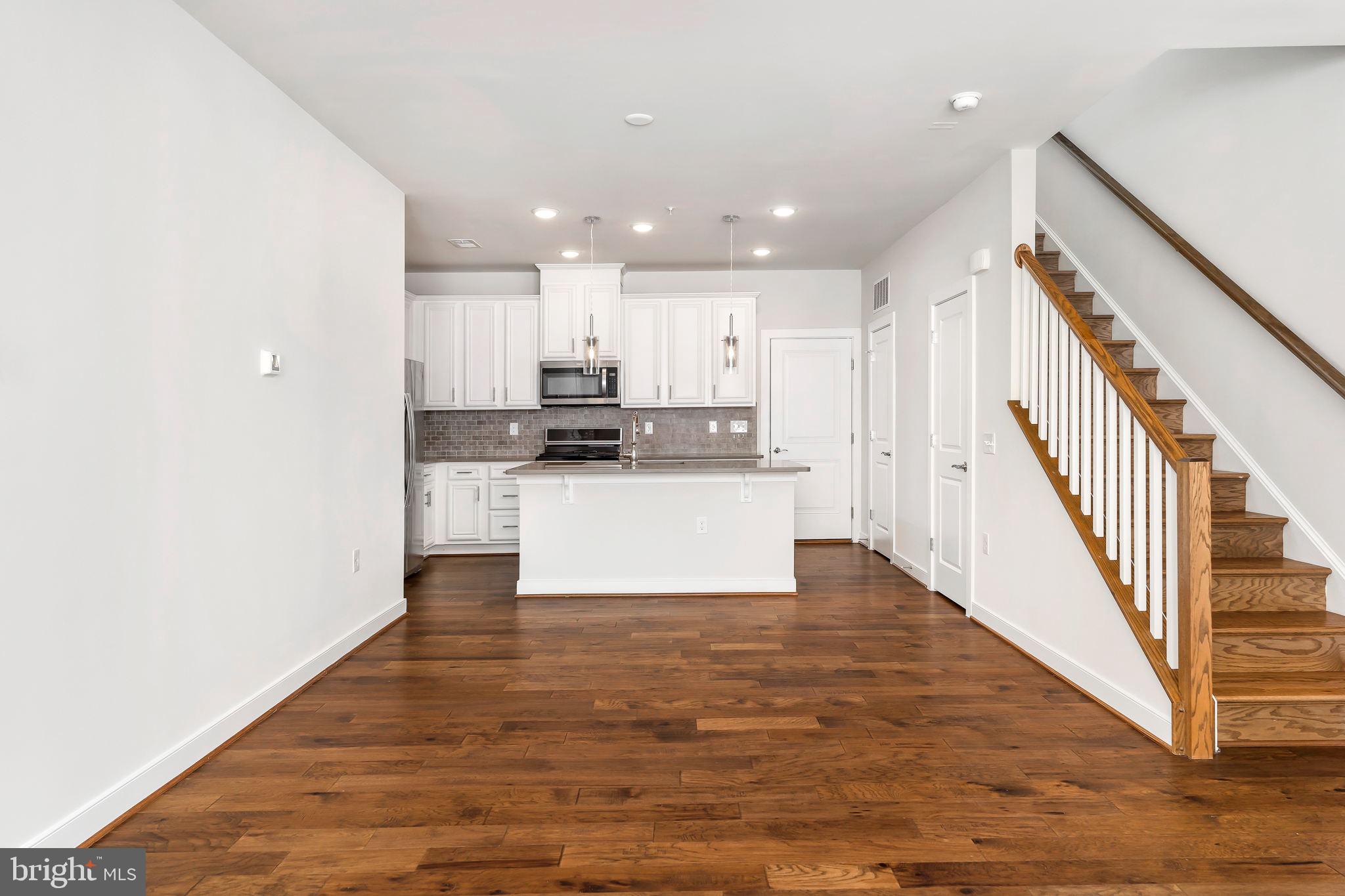 13330 Arrowbrook Centre Drive Herndon, VA 20171 - Photo 3 of 23 Pristine! 2 years young, loaded, view of park!