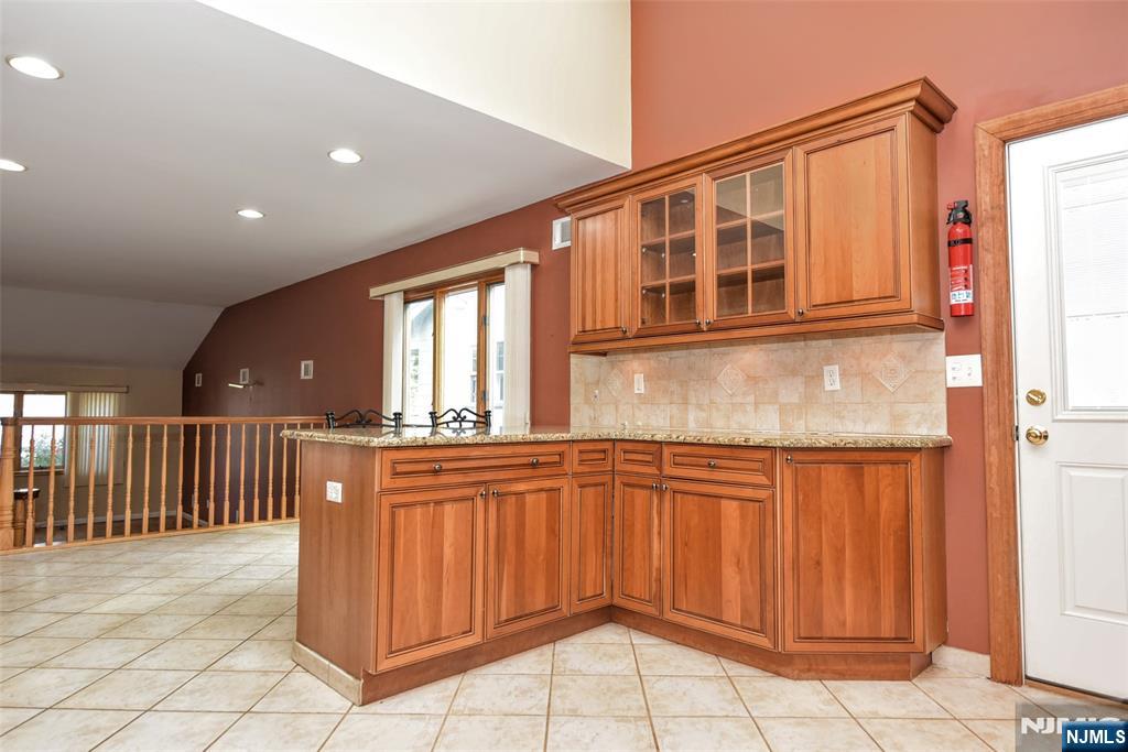 77 Herman Street Hackensack, NJ 07601 - Photo 19 of 40