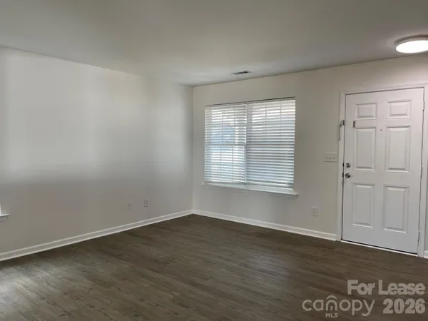 $2,300 | 176 Silverspring Place, Mooresville, NC 28117