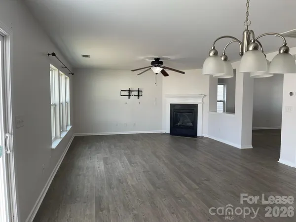 $2,300 | 176 Silverspring Place, Mooresville, NC 28117