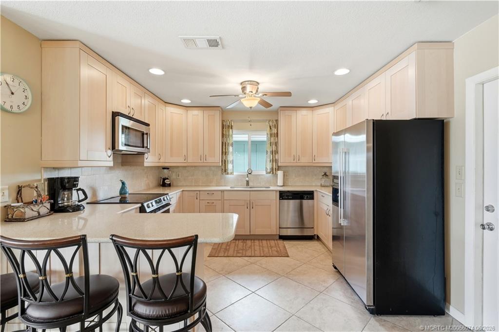 5757 Southeast Miles Grant Road Stuart, FL 34997 - Photo 14 of 55