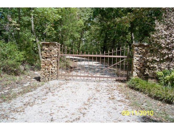 299 15-51 Cemetery Road Shell Knob, MO 65747 - Photo 1 of 1 Primary Photo